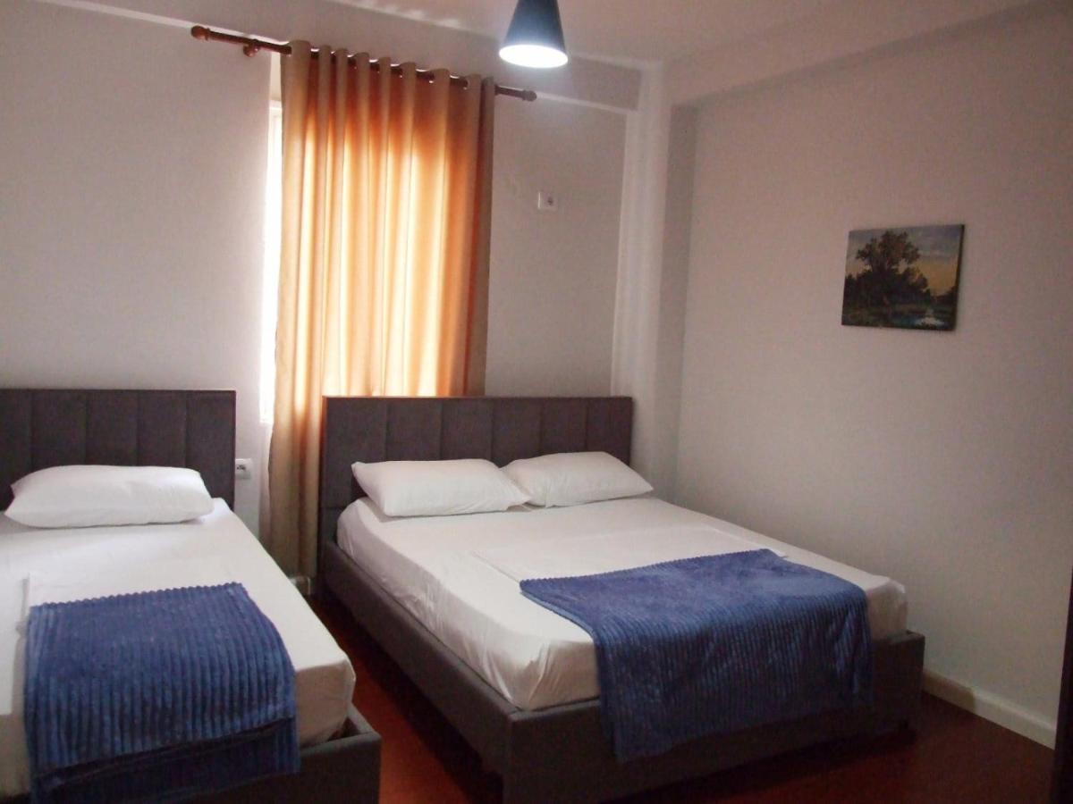 Appartamento Arts House Shkodër Esterno foto
